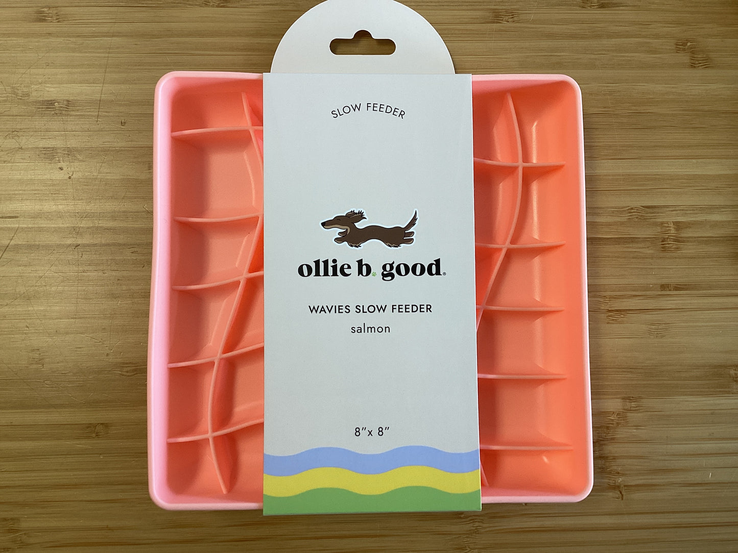 Ollie B Good - Wavies Slow Feeder - Salmon