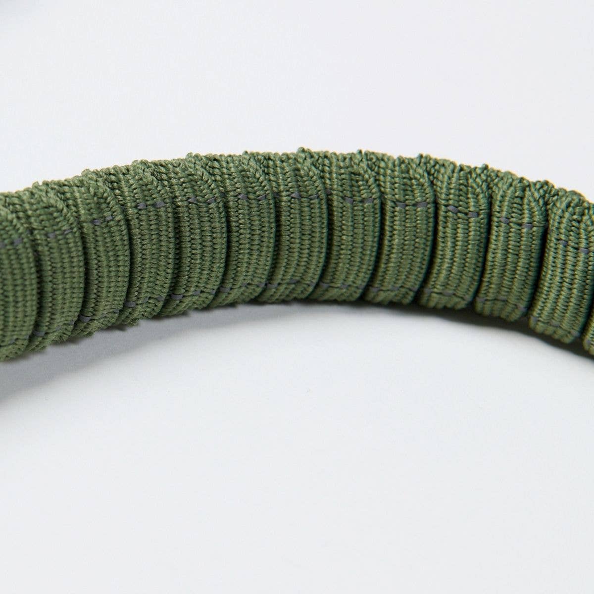 Multipurpose Seatbelt Handsfree Leash & Poop Bag Holder Set - Army Green: OS