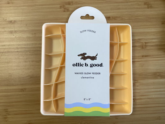Ollie B Good - Wavies Slow Feeder - Clementine