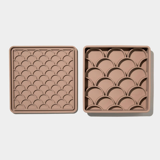 Dogged - Slow Feeder Bowl - 3-in-1 Fish Scale - Fig