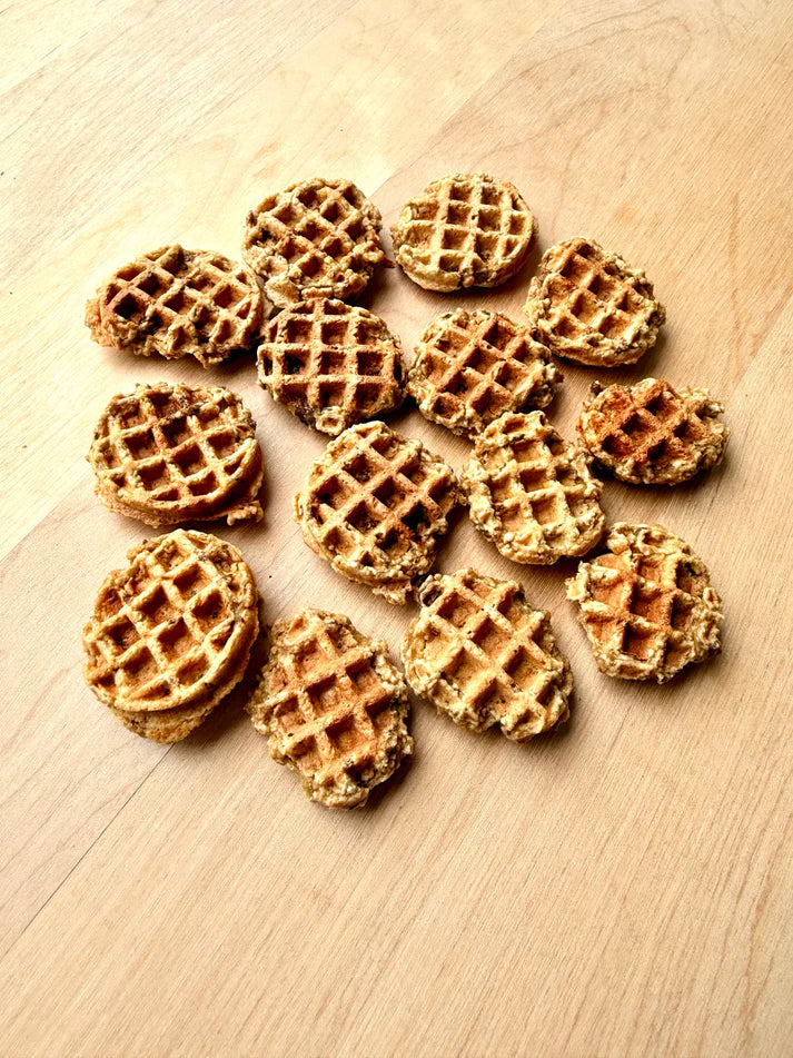 Charlie's Bakeshop - Dog Treat - Chicken & Waffles - 15 PACK
