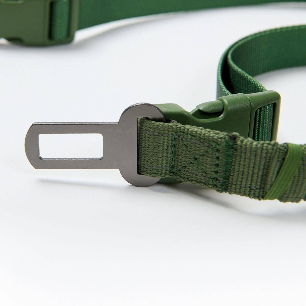 Multipurpose Seatbelt Handsfree Leash & Poop Bag Holder Set - Army Green: OS