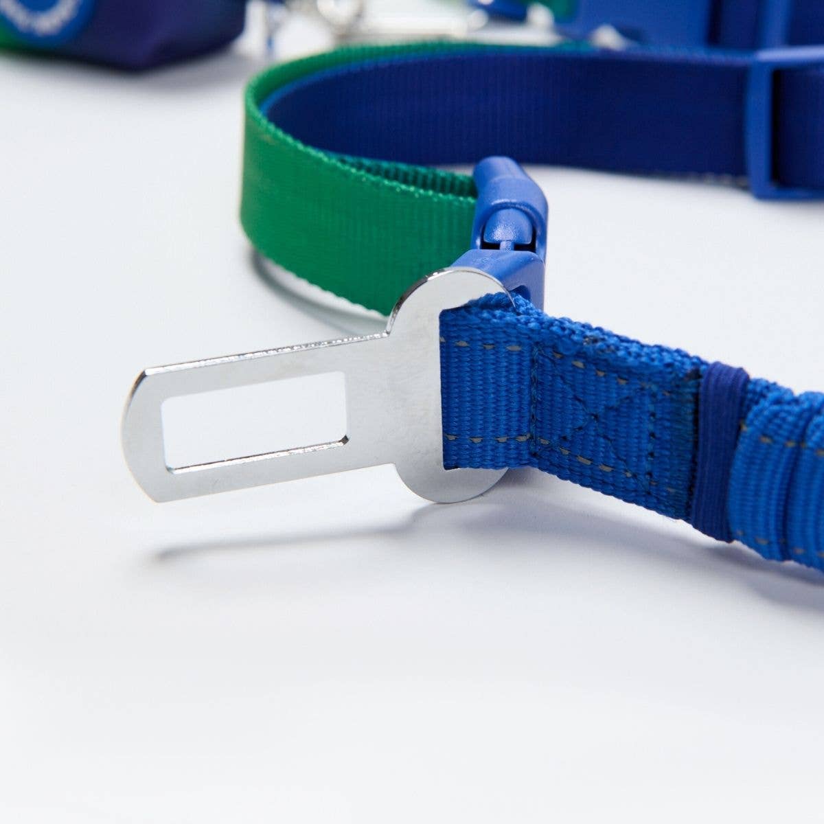 Multipurpose Seatbelt Handsfree Leash & Poop Bag Holder Set - Lime Wave: OS